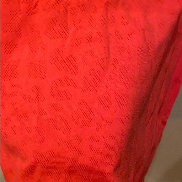 Nike tee - Picture 3 of 3